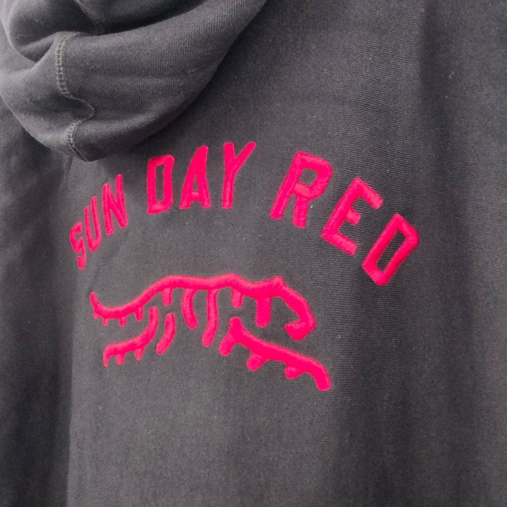 SUN DAY RED HOODIE MENS 2XL XXL BLACK RED EMBROIDED SPELLOUT TIGER WOODS NEW!
